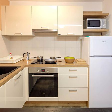 Apartments Bozena โปเรช ภายนอก รูปภาพ